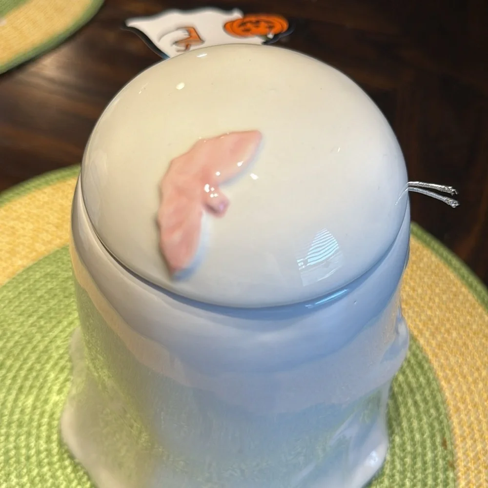White cute Halloween Ghost Ceramic cookie Jar with Straw Design - Picture 5 of 6